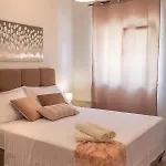 Mika Апартаменты *
