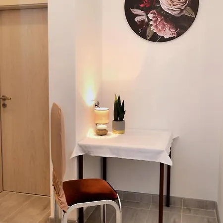 Mika Apartman