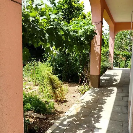 Mika Apartament