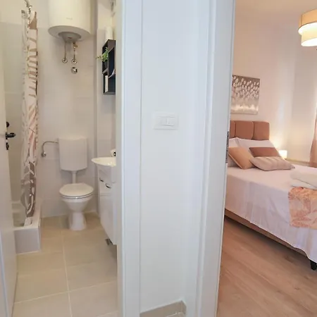 Mika Apartman